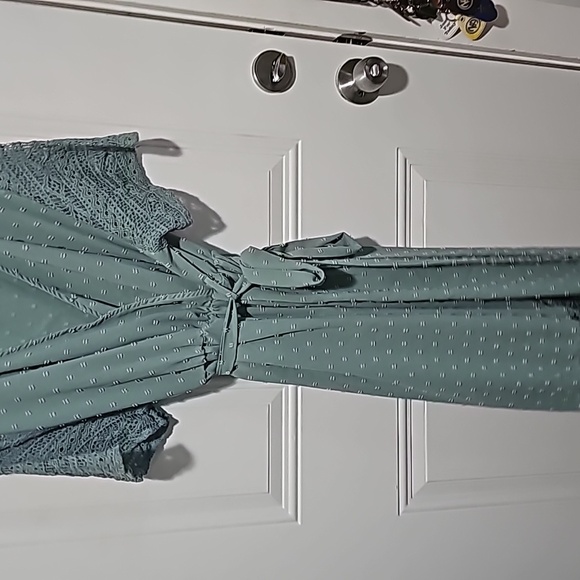 Bloomchic never worn gourgous green dress , this one was hard to part with guys - Picture 5 of 9